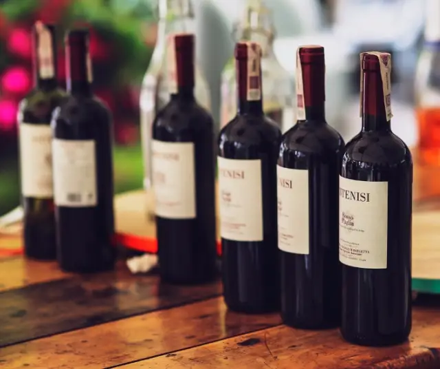 Bienfaits et conséquences de boire du vin - Santé