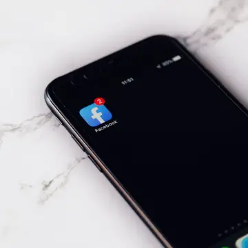 ¿Vale la pena pautar con Facebook?