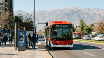 Cómo funciona el sistema de transporte público RED en Santiago: guía de uso, carga de tarjeta Bip! y tarifas